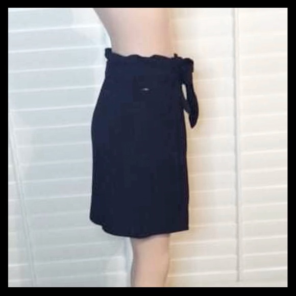 Mondetta High Waisted Cargo Skirt Black - Picture 10 of 13